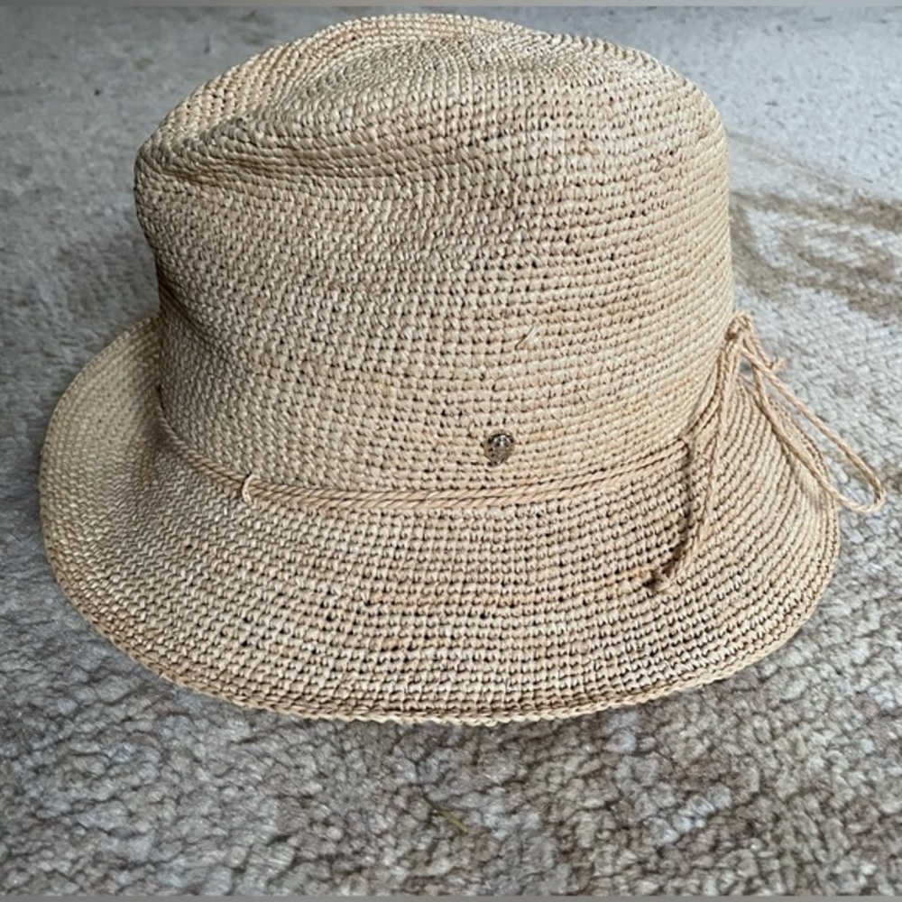 HELEN KAMINSKI RAFFIA HAT